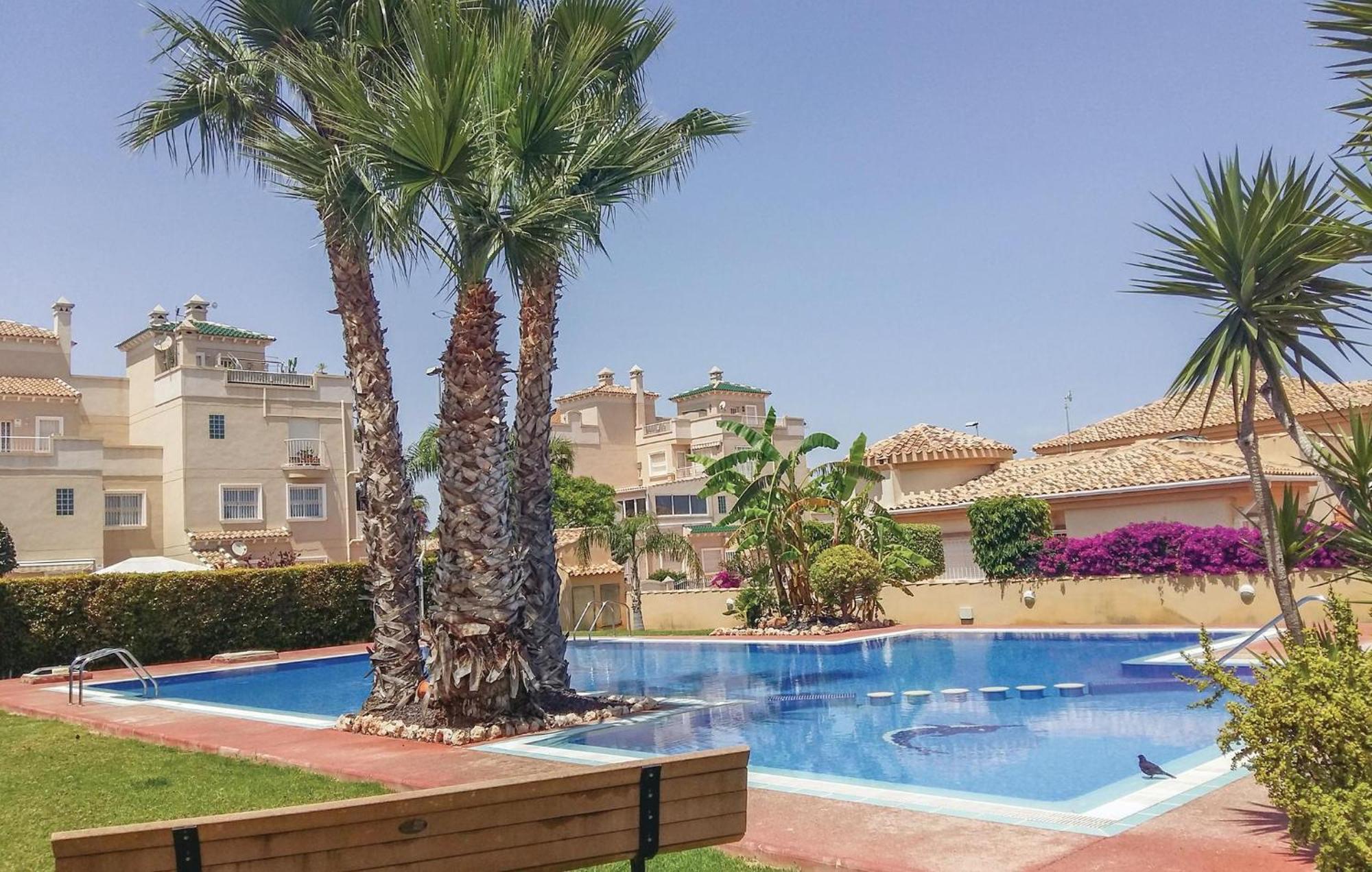 Cozy Home In Orihuela Costa With Kitchen Dehesa de Campoamor  외부 사진